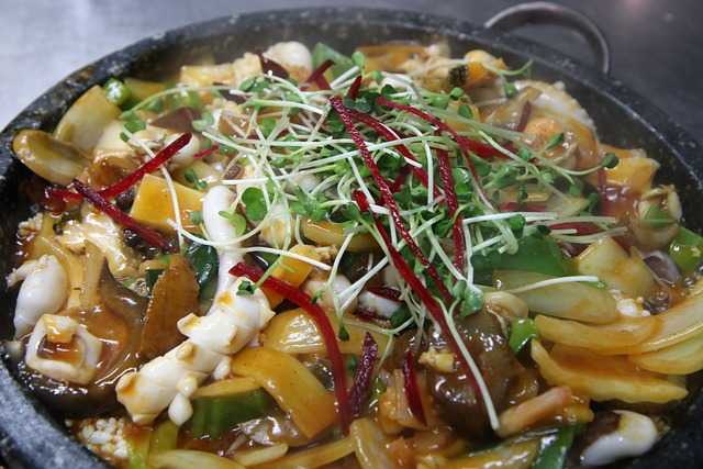 중식 융합 레시피: 세계의 맛과 만나는 중화요리의 진화